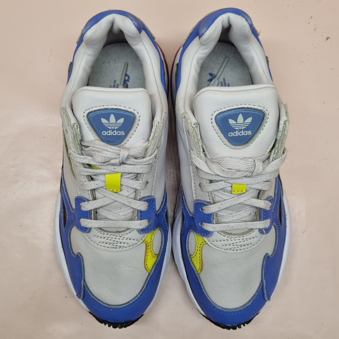 아디다스 팔콘 여성운동화225 상품이미지2