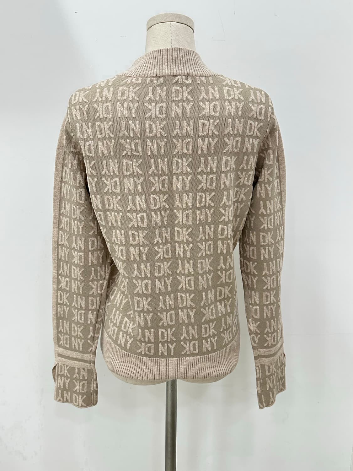 도나카란 골프 여성 니트 상품이미지3