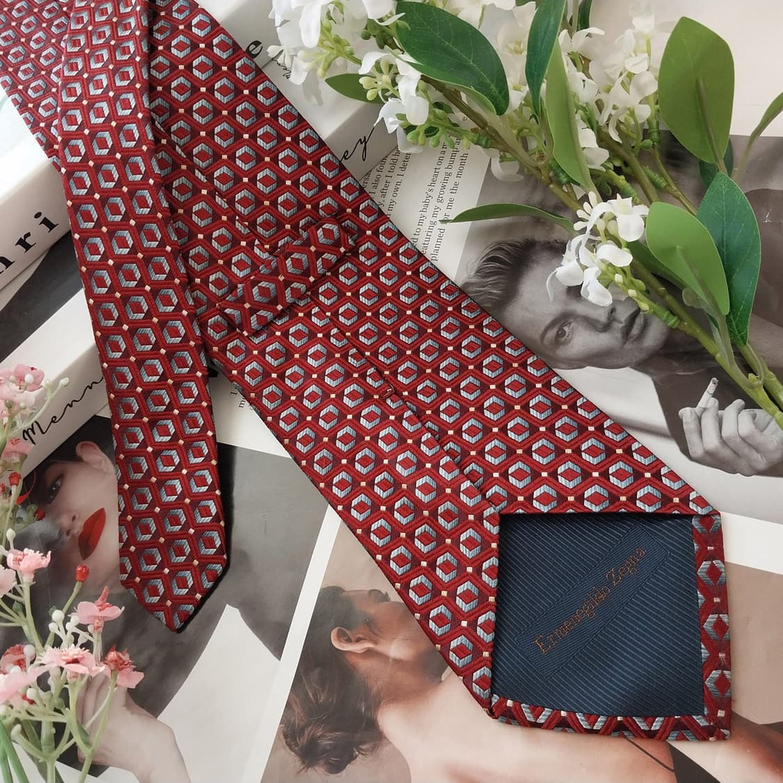 제냐 실크 레드 기하 자카드 넥타이 9.5cm A+등급 K1650
 상품이미지5