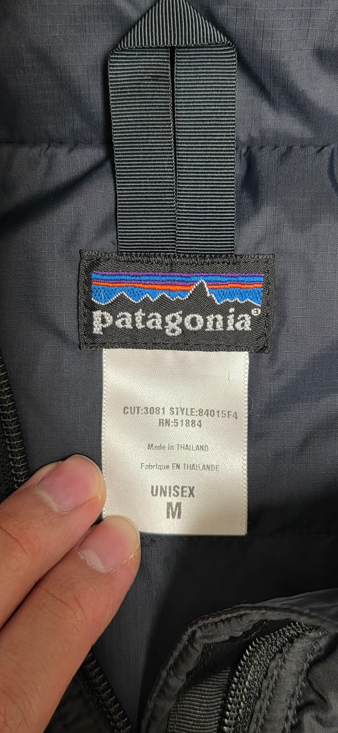 파타고니아 퍼프볼 베스트 블랙 M사이즈 판매 상품이미지3