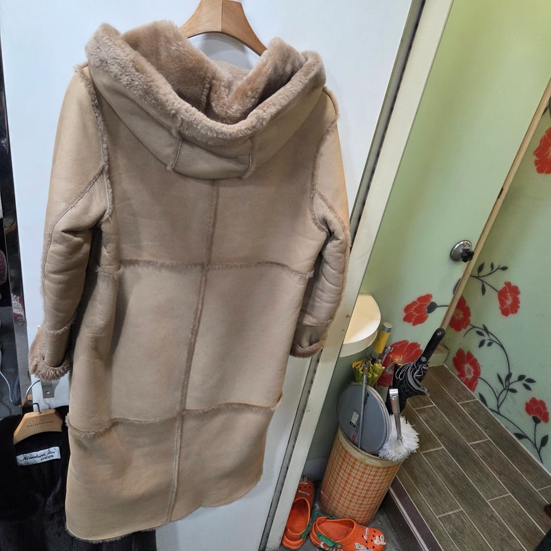 로보 시어링 후드 롱 무스탕 상품이미지2