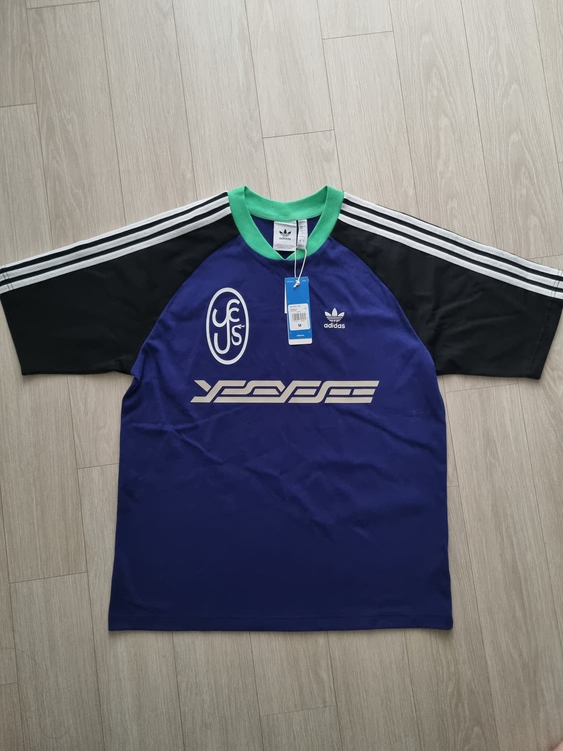 예스아이씨 X 아디다스 티셔츠 [m] 상품이미지1