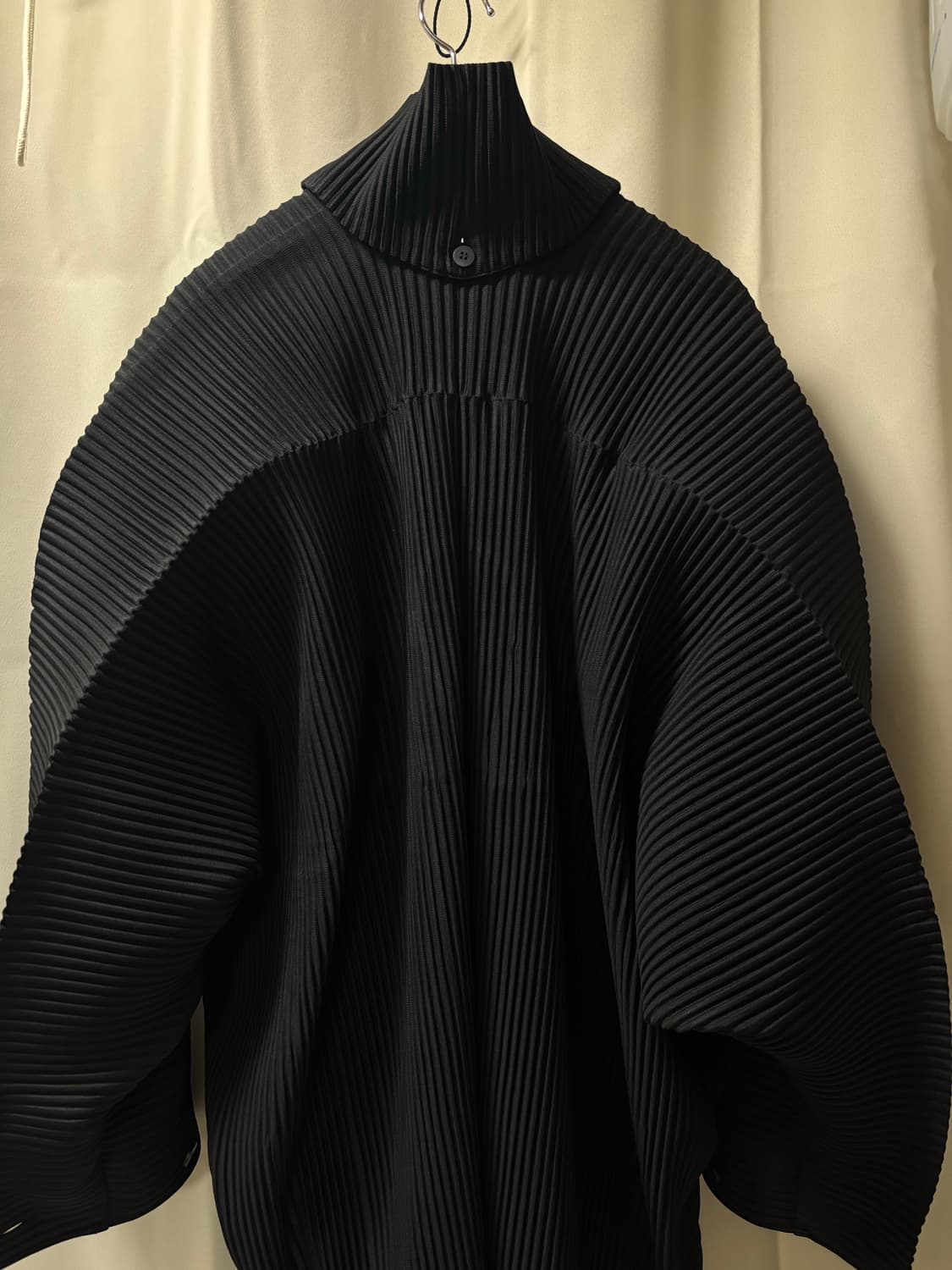 옴므플리세 이세이미야케 플리츠 코트 3사이즈 상품이미지4