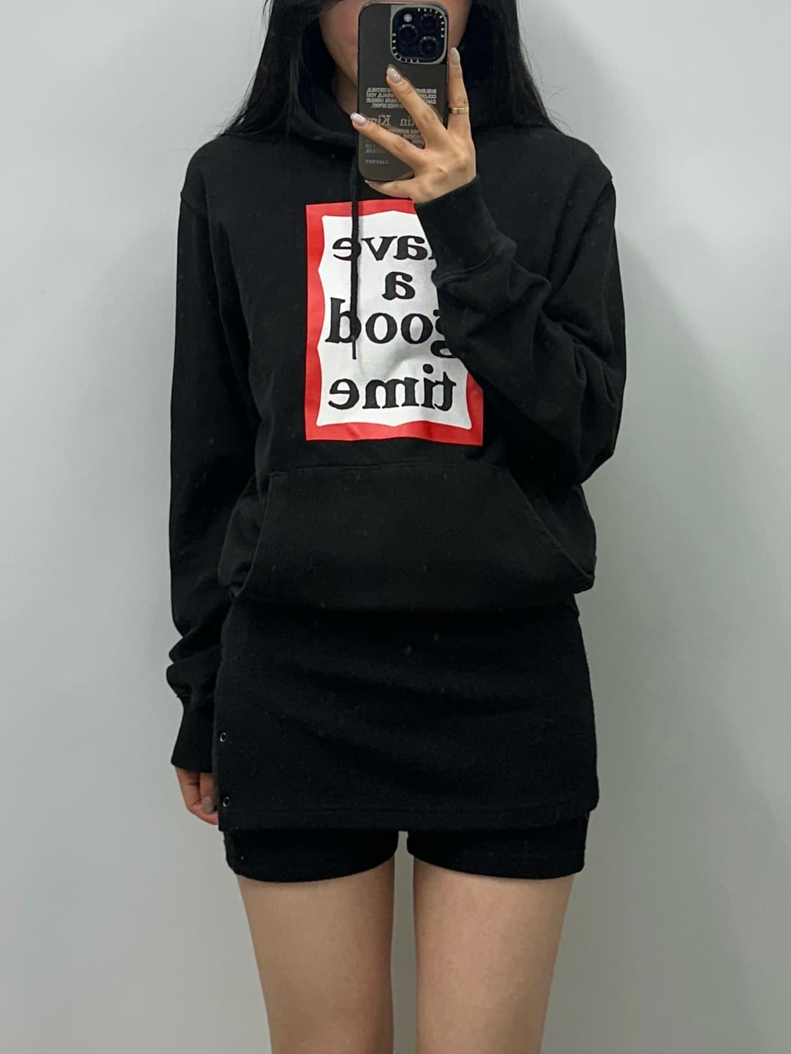 해브어굿타임 박스로고 블랙 후드티 상품이미지1