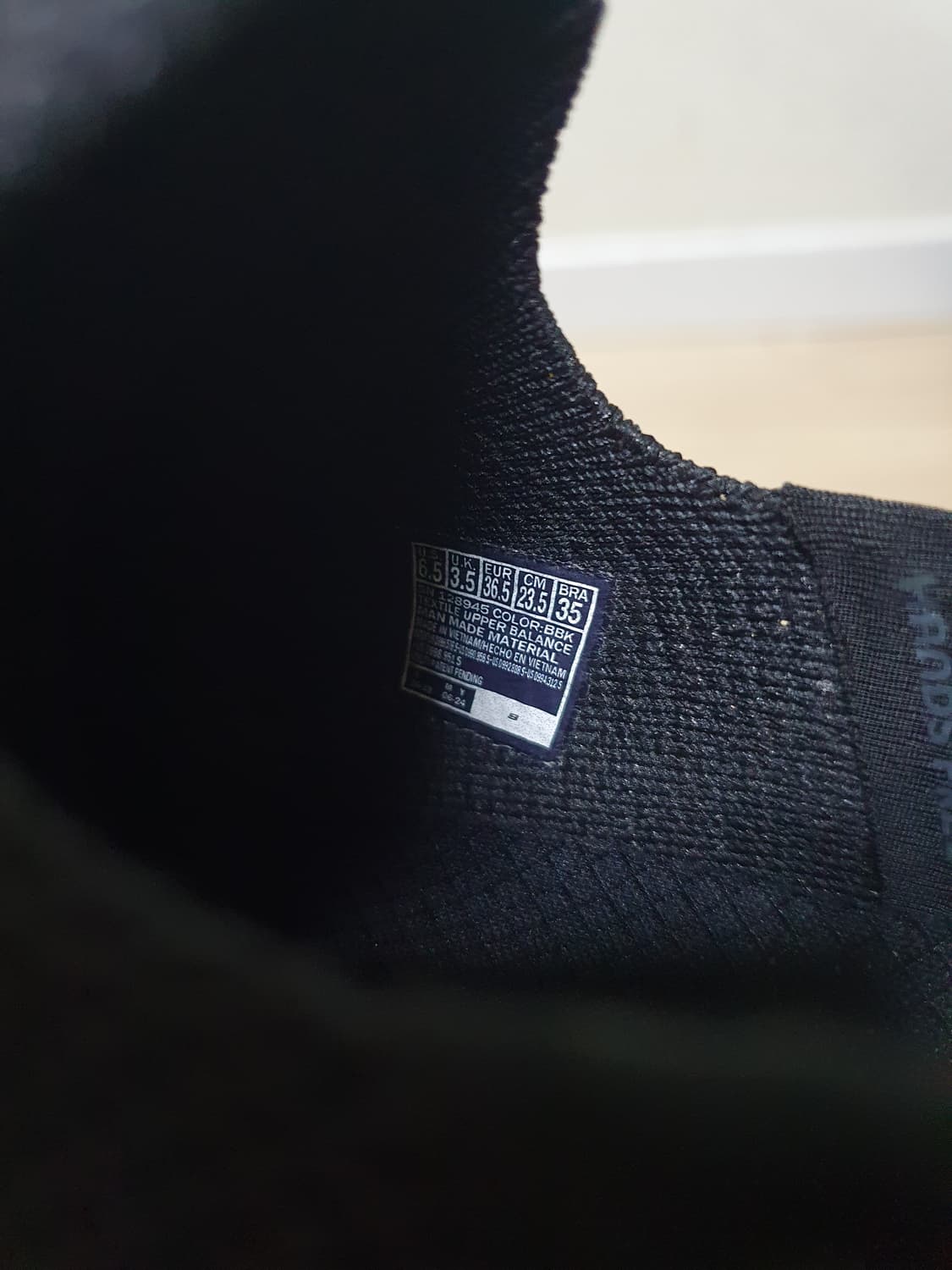 스케쳐스 맥스쿠션 아치핏 블랙 슬립온 235 상품이미지9