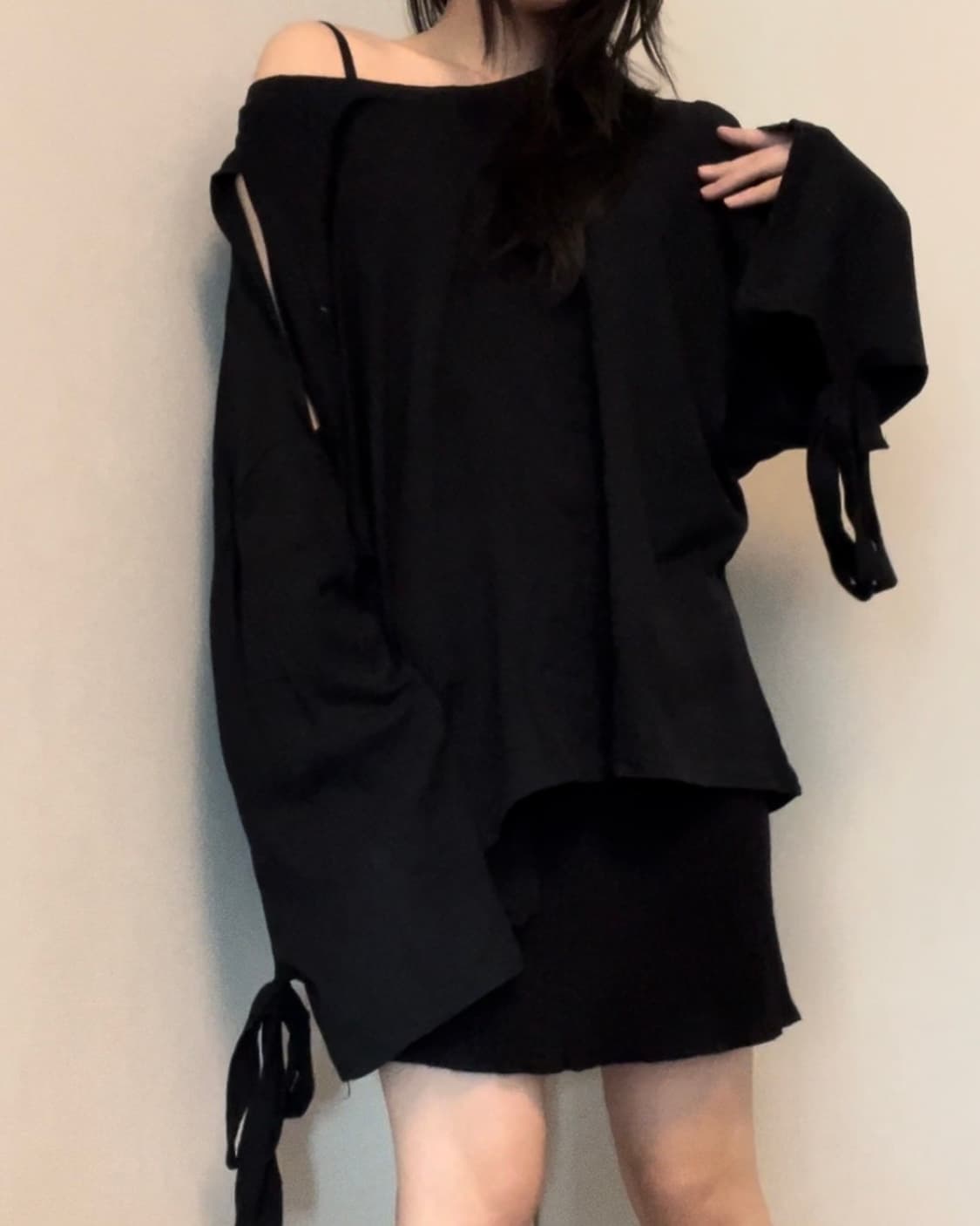 off shoulder loose-fit long sleeve 상품이미지5