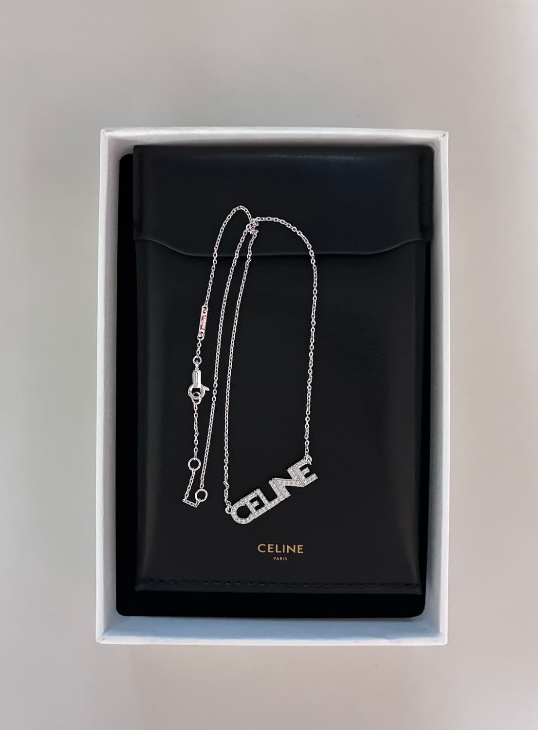 셀린느 모노크롬 스트라스 목걸이 상품이미지1