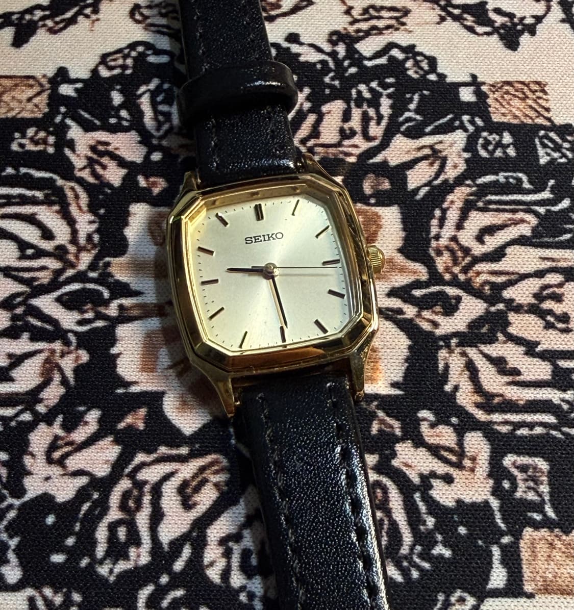 SEIKO 빈티지 여성 쿼츠 시계 상품이미지1