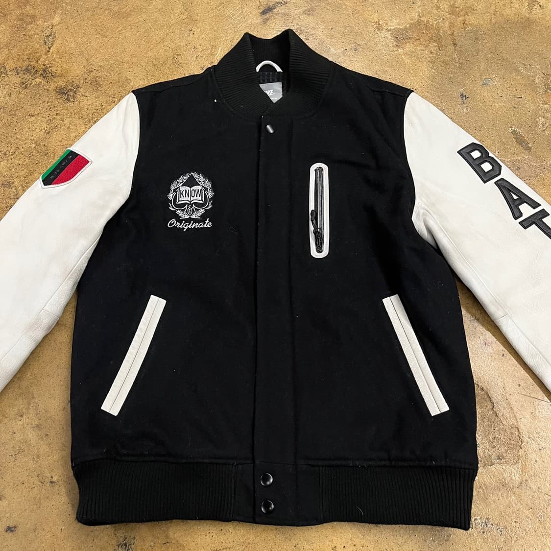 [정품/L] 나이키 코비 맘바 멘탈리티 디스트로이어 자켓 b18 상품이미지2