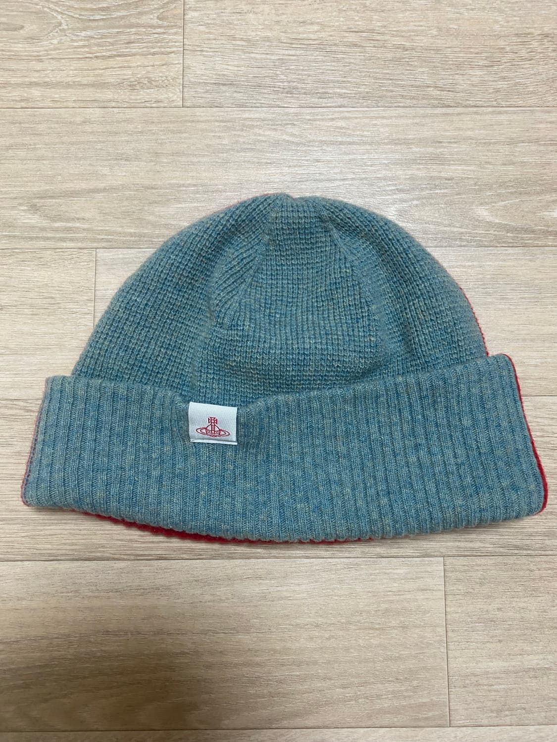 비비안웨스트우드 모자 판매합니다 상품이미지2