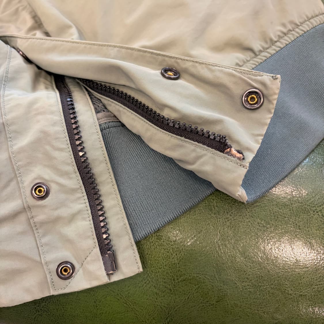[M] 14s 스톤아일랜드 마이크로 랩스 후드 자켓 카키 그린 D405 상품이미지9
