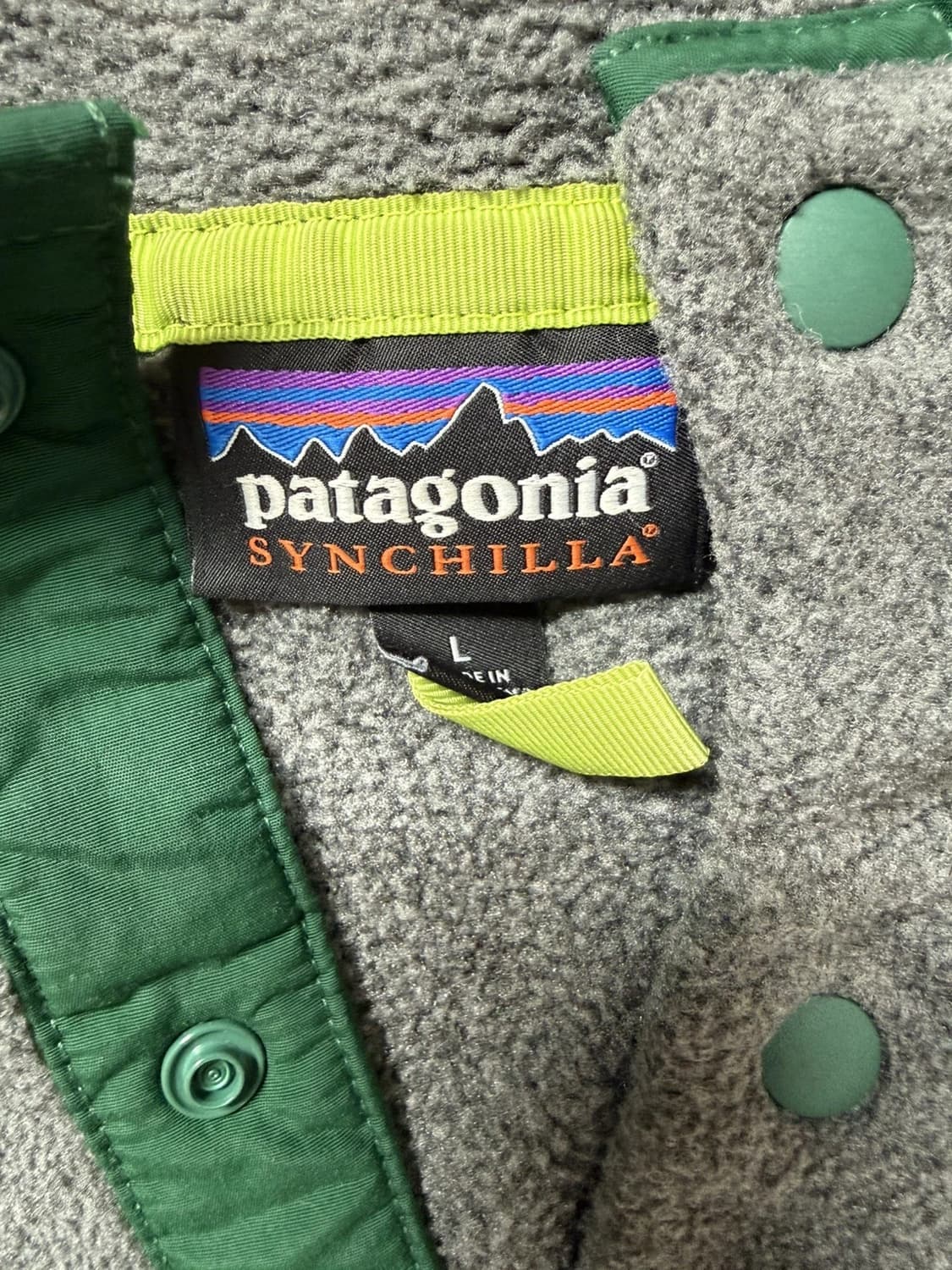 10s 파타고니아 신칠라 스냅-T 그레이 그린 상품이미지3