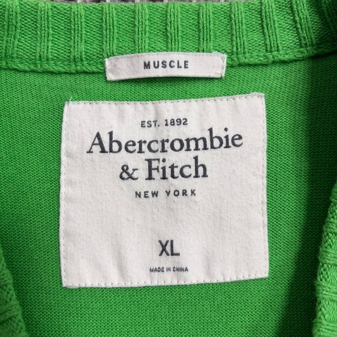 아베크롬비앤피치 브이넥 자수 니트 v1564 상품이미지5