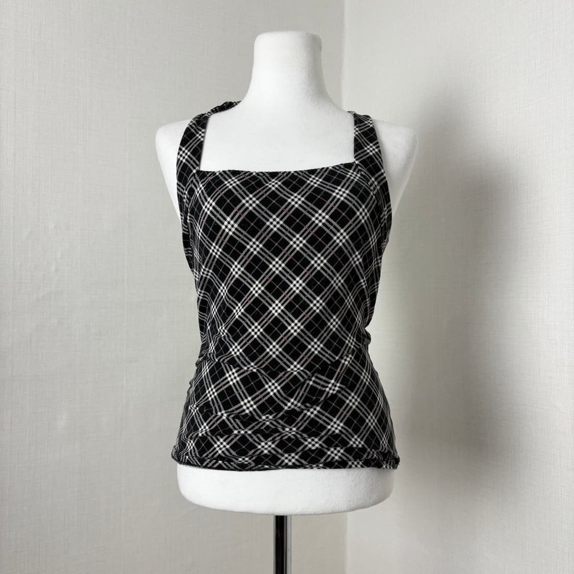 버버리 노바체크 홀터넥 나시 상품이미지2