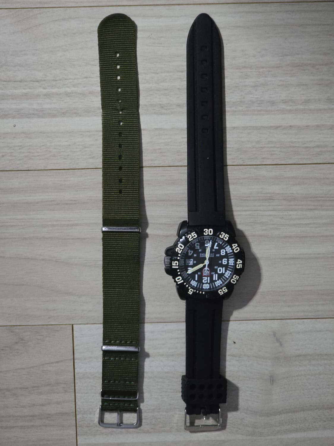 루미녹스 (LUMINOX)  네이비실 3050 Swiss 시계 상품이미지2