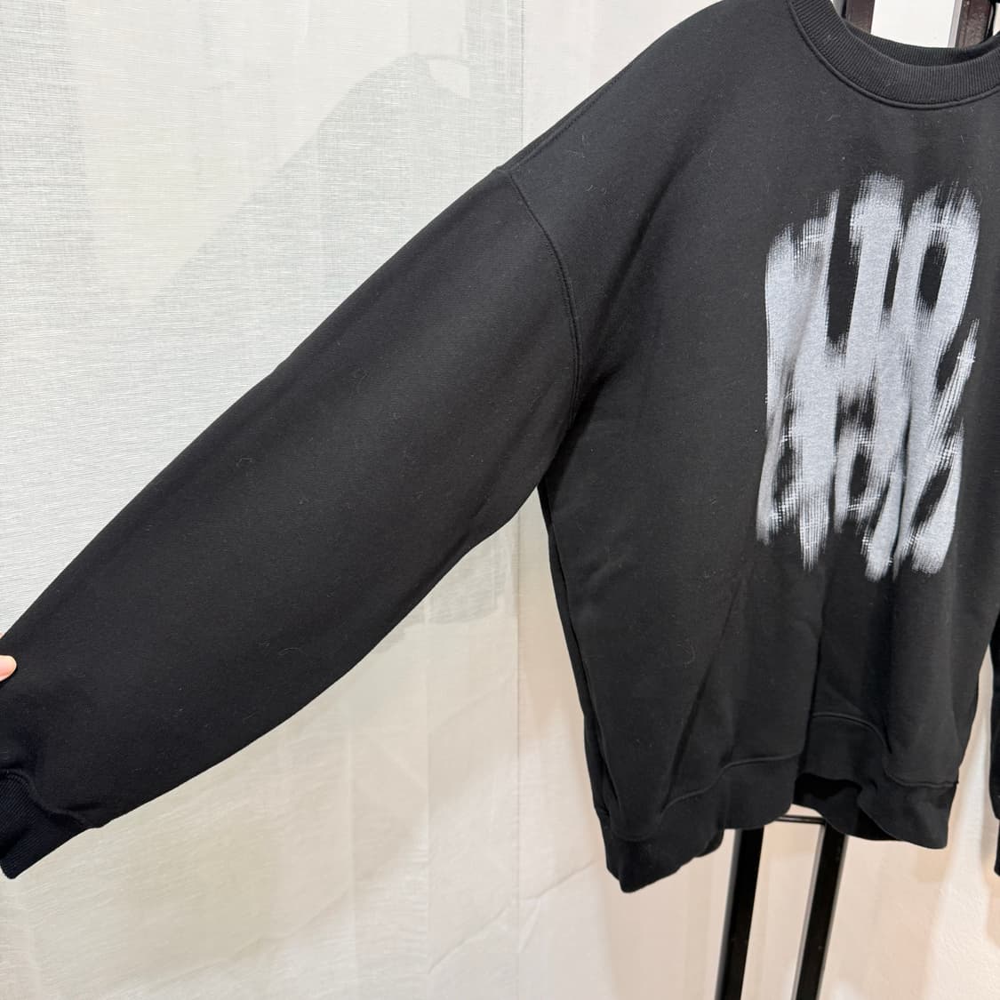 (S)슬로우애시드 레터링프린트 블랙맨투맨 스웻셔츠 4075 상품이미지3