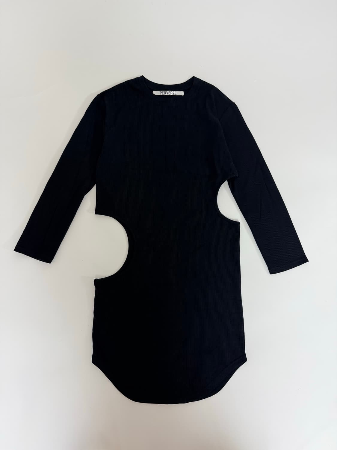 Perverze 컷아웃 원피스 상품이미지1