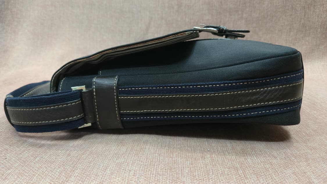 닥스 블랙 크로스백 메신저백 패브릭 상품이미지6