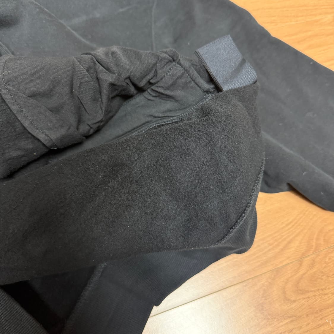 COS 검정색 후드티 S사이즈 상품이미지4