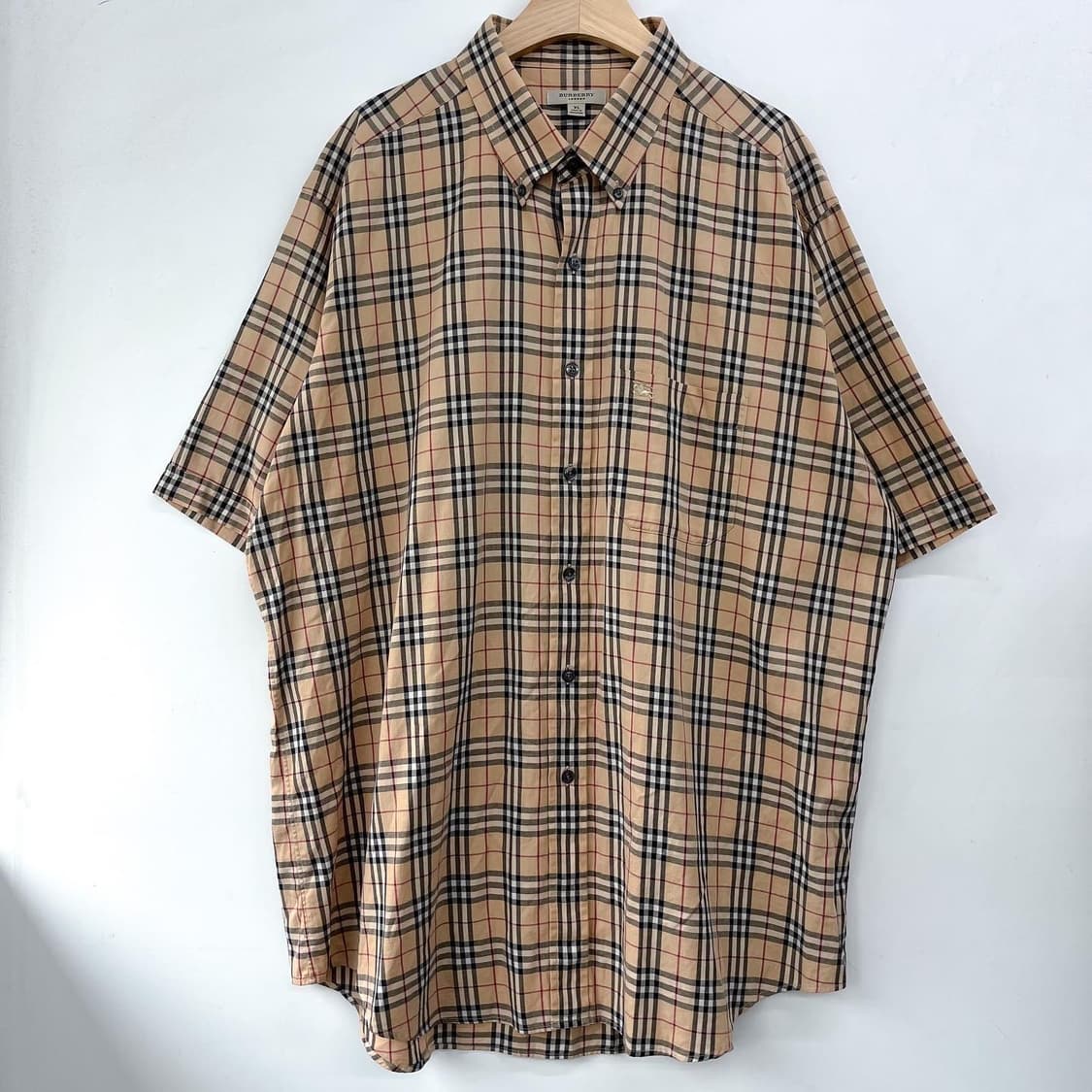 버버리 오리지널 베이지 오버사이즈 노바체크 하프셔츠 상품이미지2