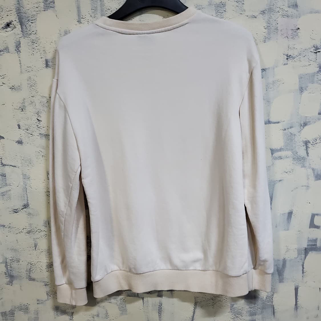 내셔널지오그래픽 흰색 고래 맨투맨  상품이미지2