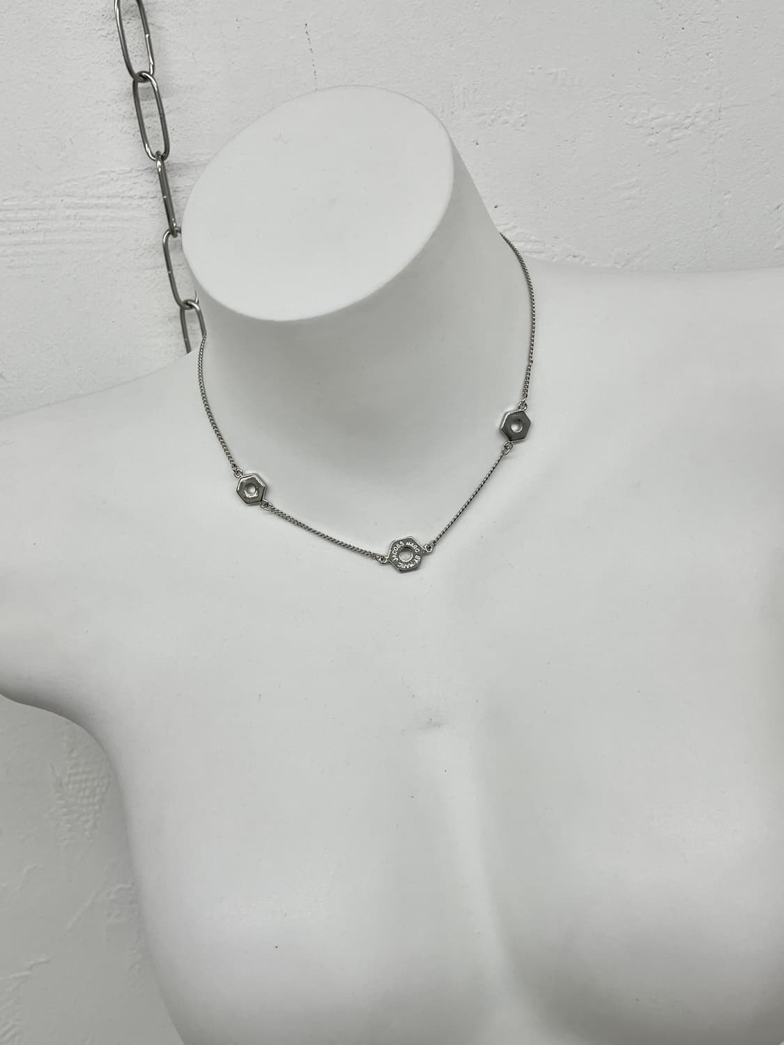 MBMJ 마크바이마크제이콥스 헥스 너트 네크리스 상품이미지3