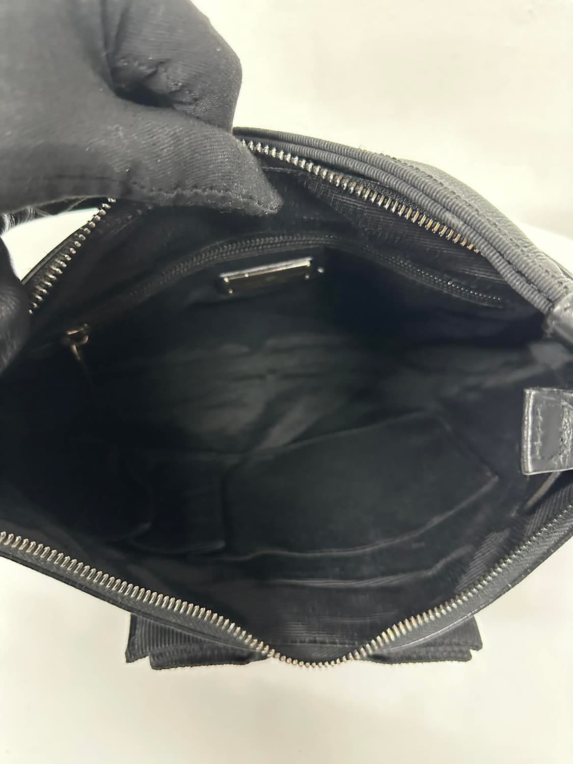 살바토레 페라가모 바라 리본 가죽 숄더 & 토트백 상품이미지8