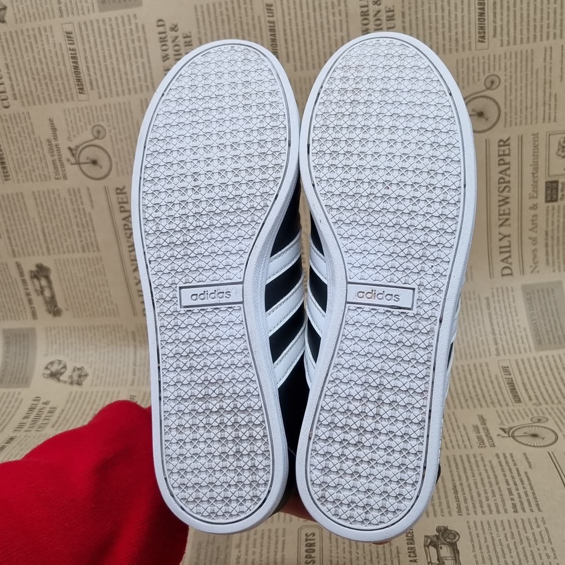 아디다스 CONEO 여성스니커즈 245 상품이미지3