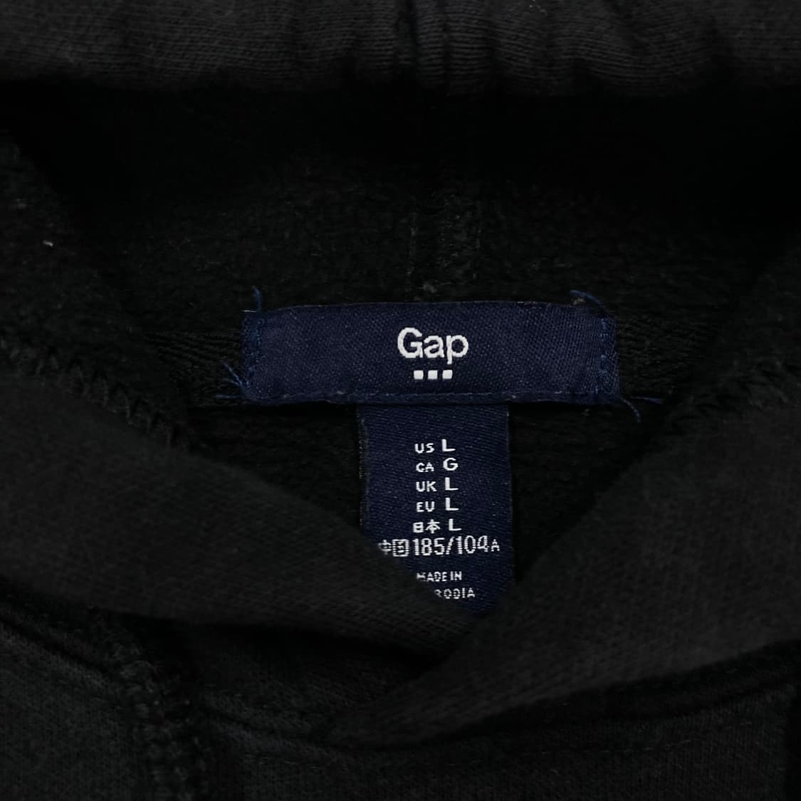 GAP 블랙 컬러 스펠아웃 빅로고 후드티 상품이미지3