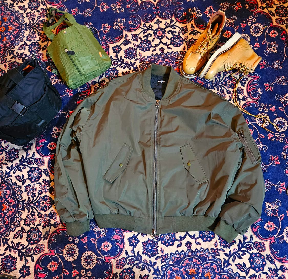 모더먼트(Moderment) 오버사이즈 MA-1 누빔 항공점퍼  상품이미지1