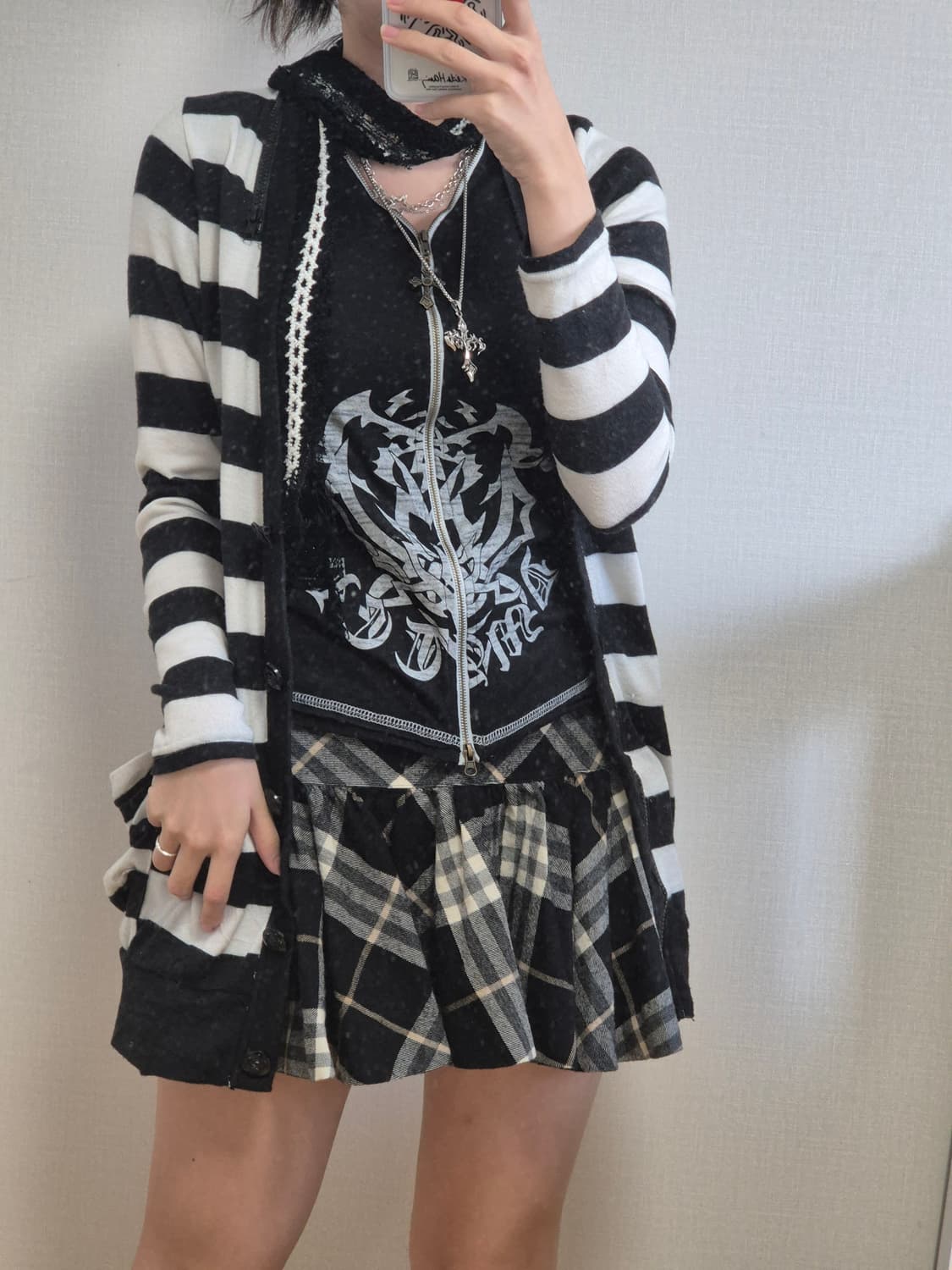 버버리 블랙 펑크 코디 상품이미지1