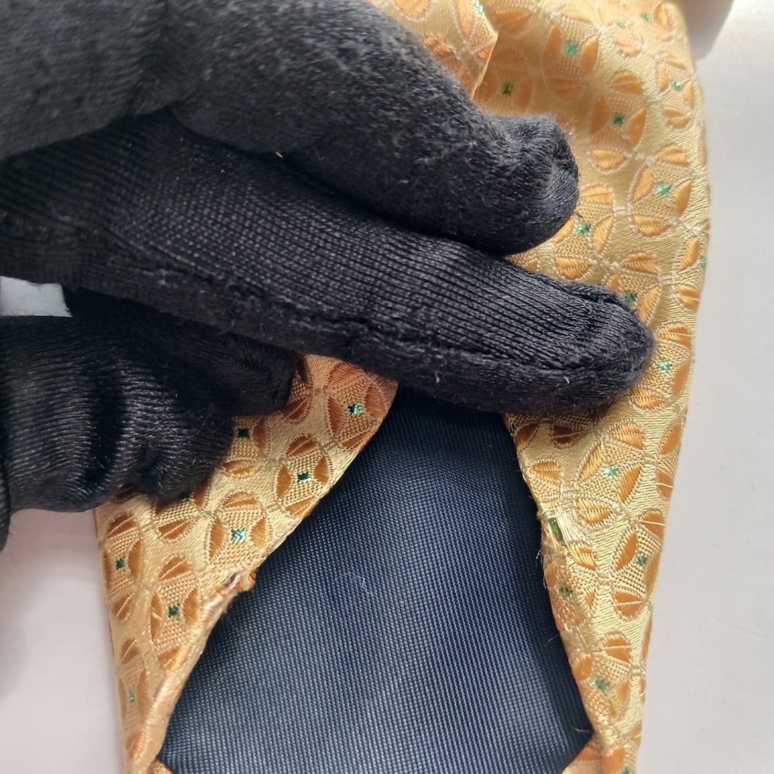 아쿠아스큐텀 실크 기하학 패턴 넥타이 9.1cm A등급 A18333
 상품이미지6