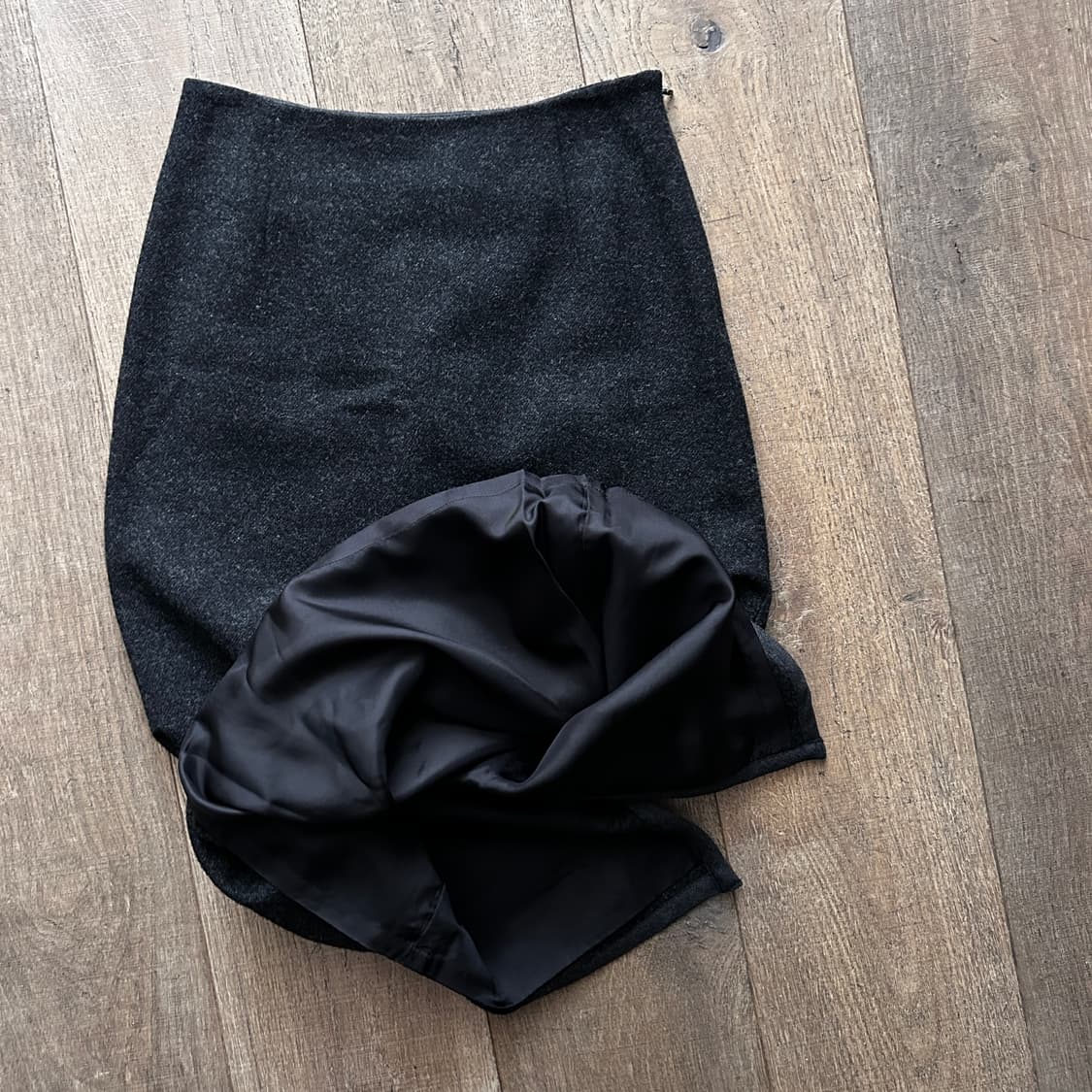 Slit Detail Wool Basic Skirt 상품이미지6