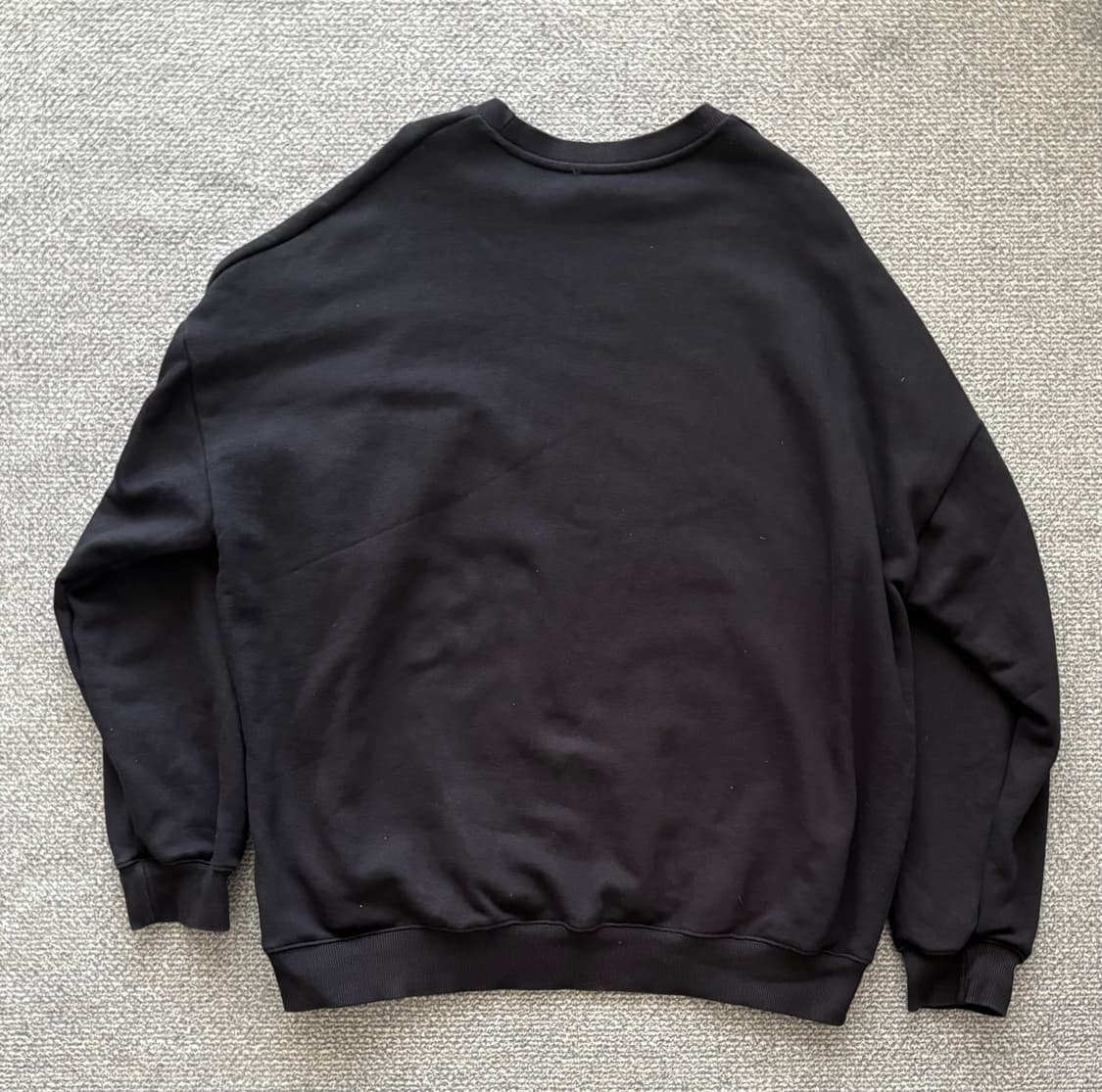 필루미네이트 맨투맨 상품이미지5