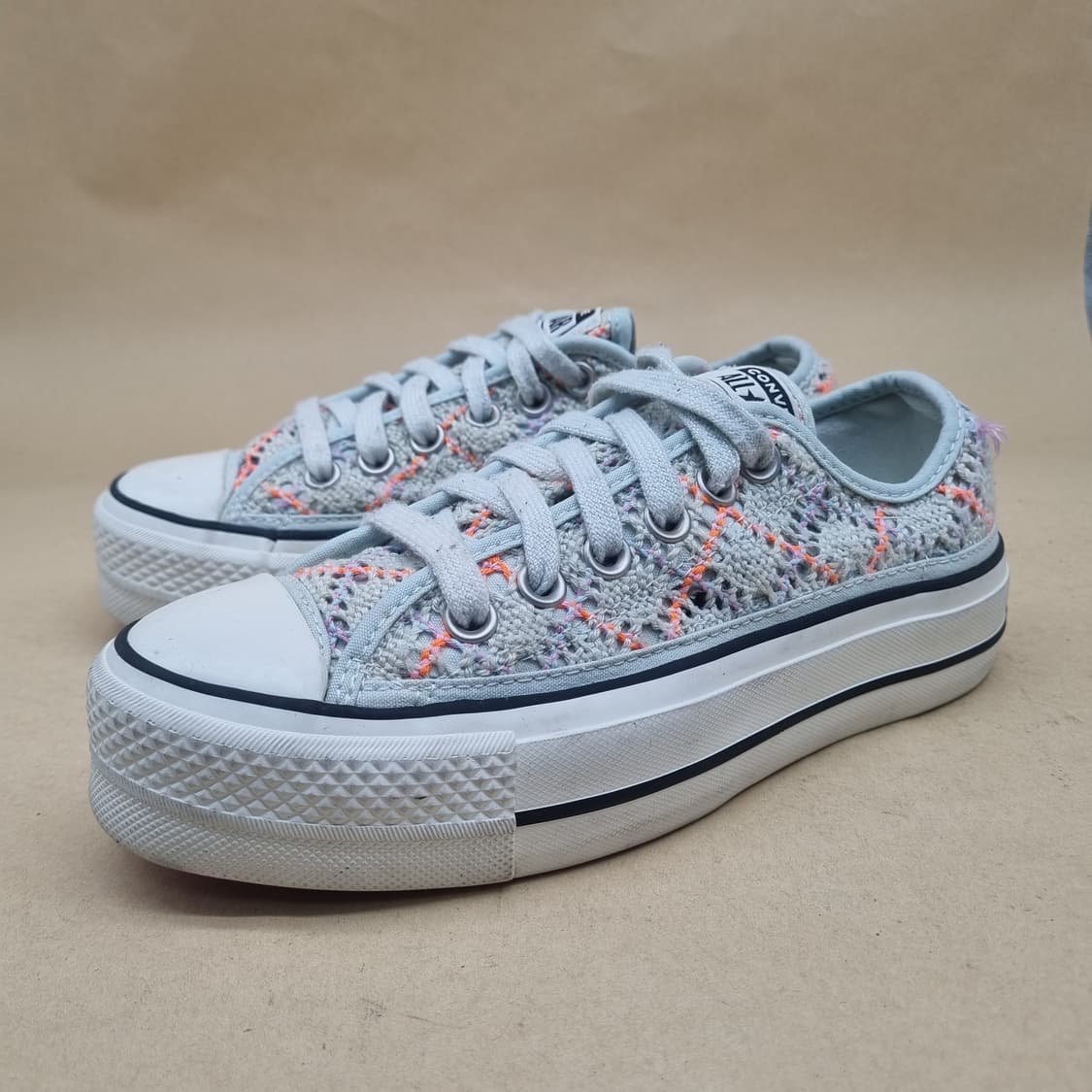 컨버스 보호 크로쉐 플랫폼 여성스니커즈230 상품이미지1