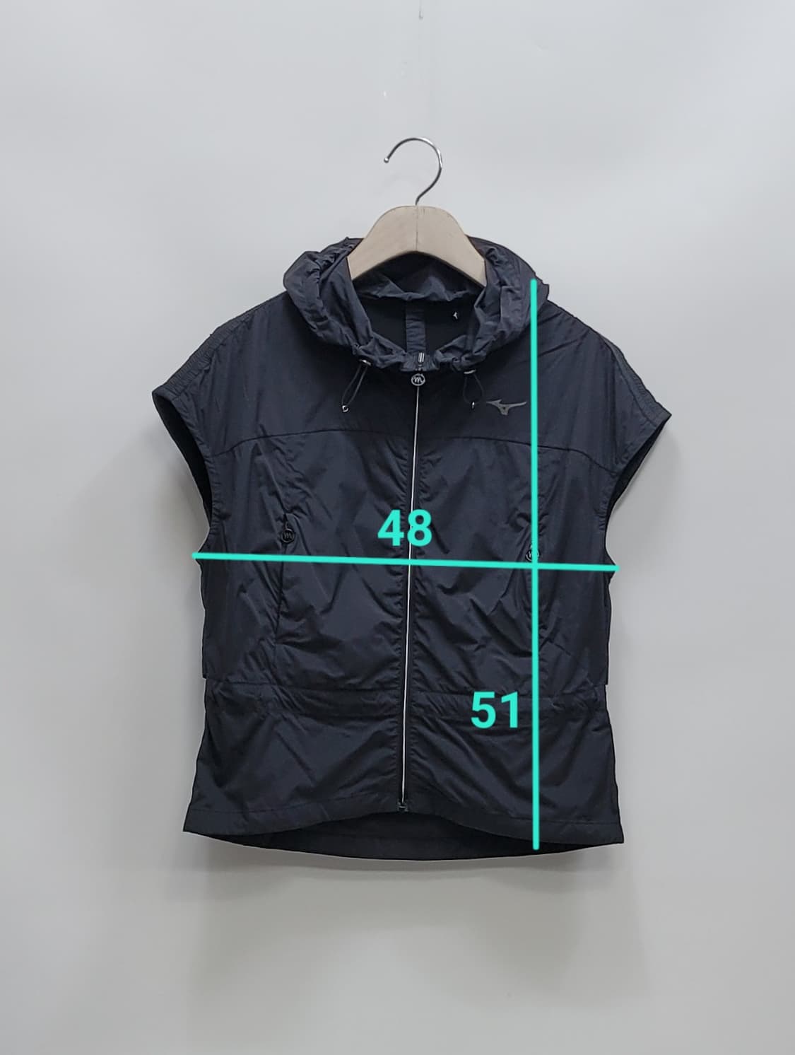 MIZUNO 23SS 미즈노 골프 우븐 후드 베스트 / 여 S 블랙
z3 상품이미지10