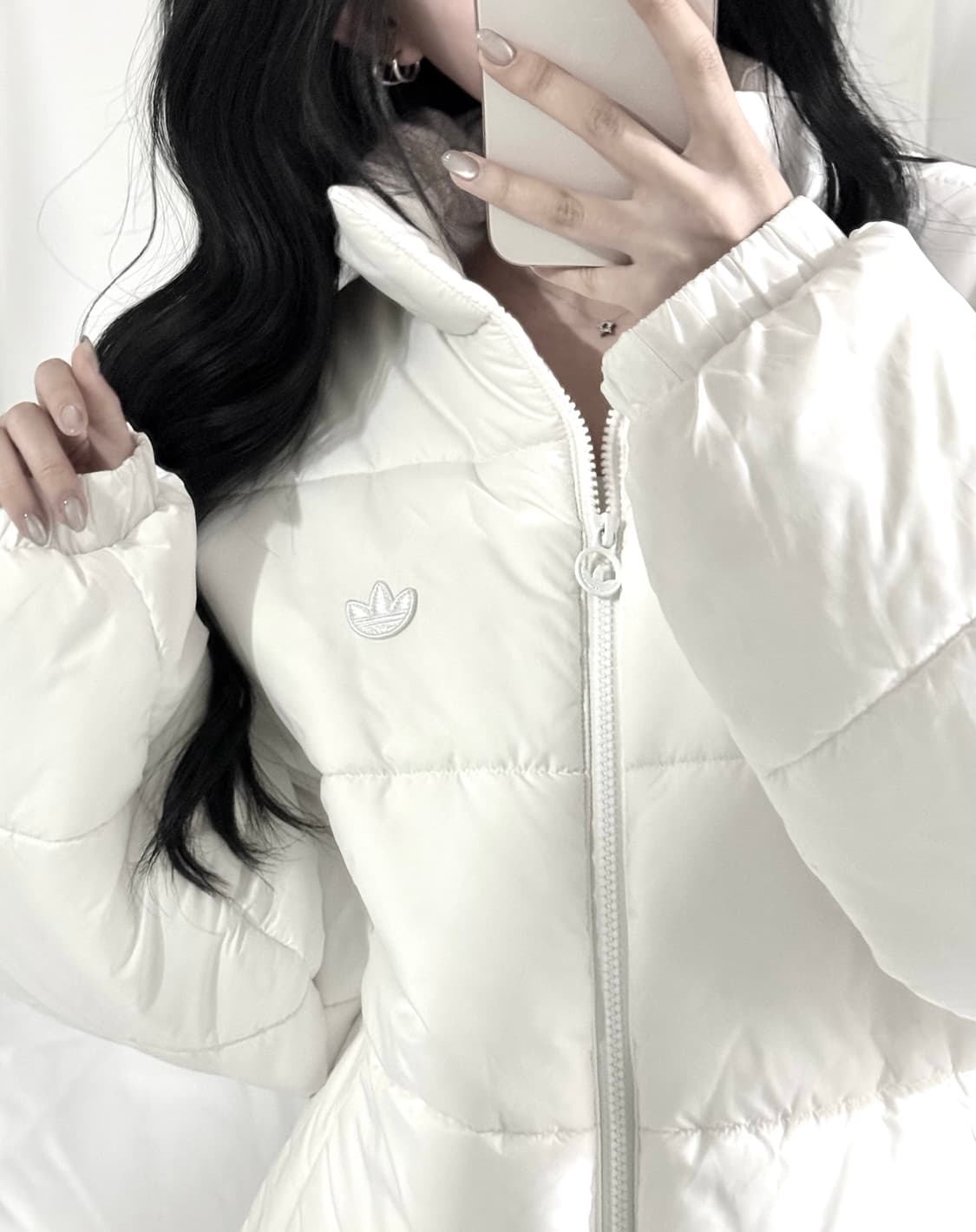 🐰아디다스 아방 폭닥 올 화이트 파이어버드 자수 눈사람 패딩🪽🤍 상품이미지1