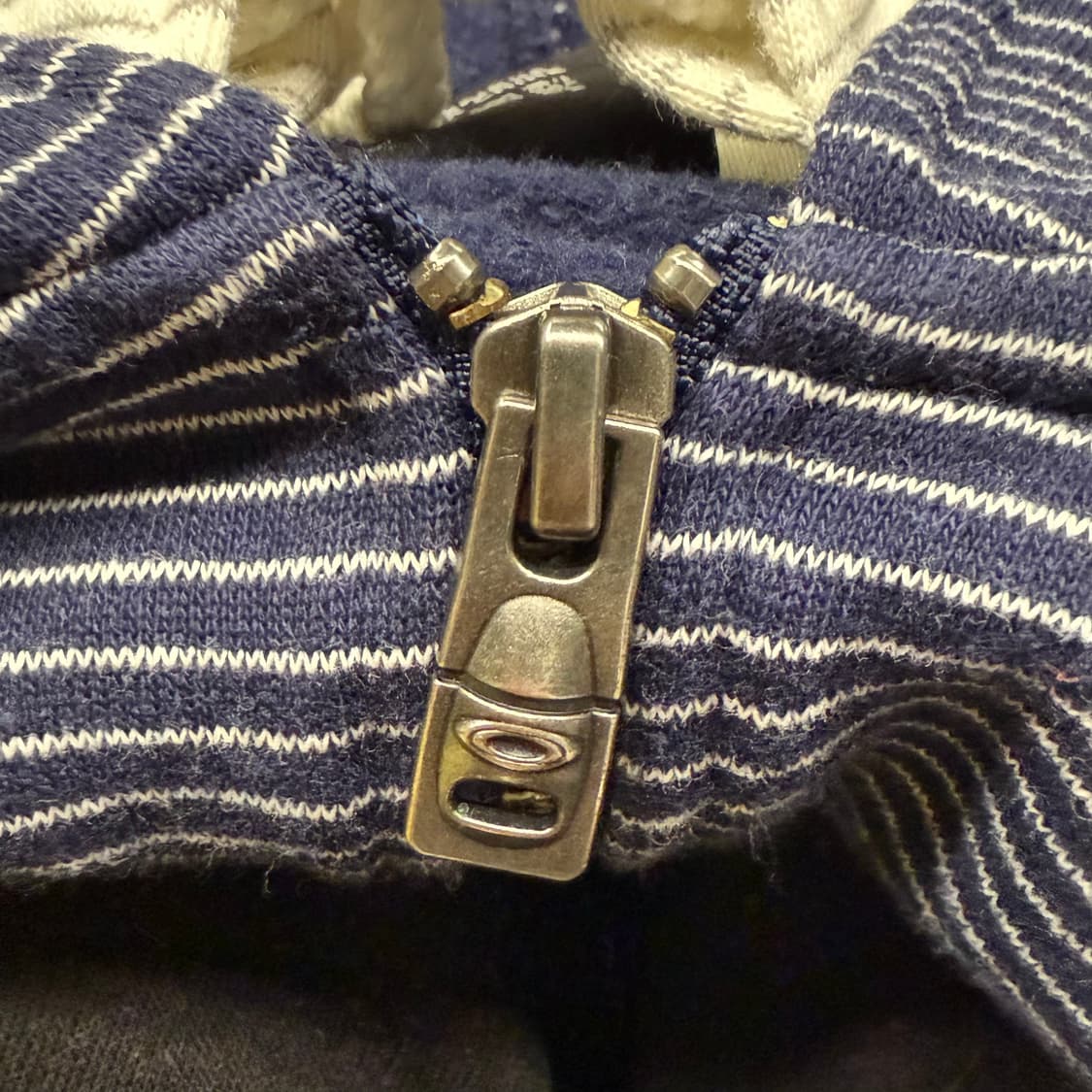 오클리 스트라이프 줄무늬 네이비 후드 집업  상품이미지7