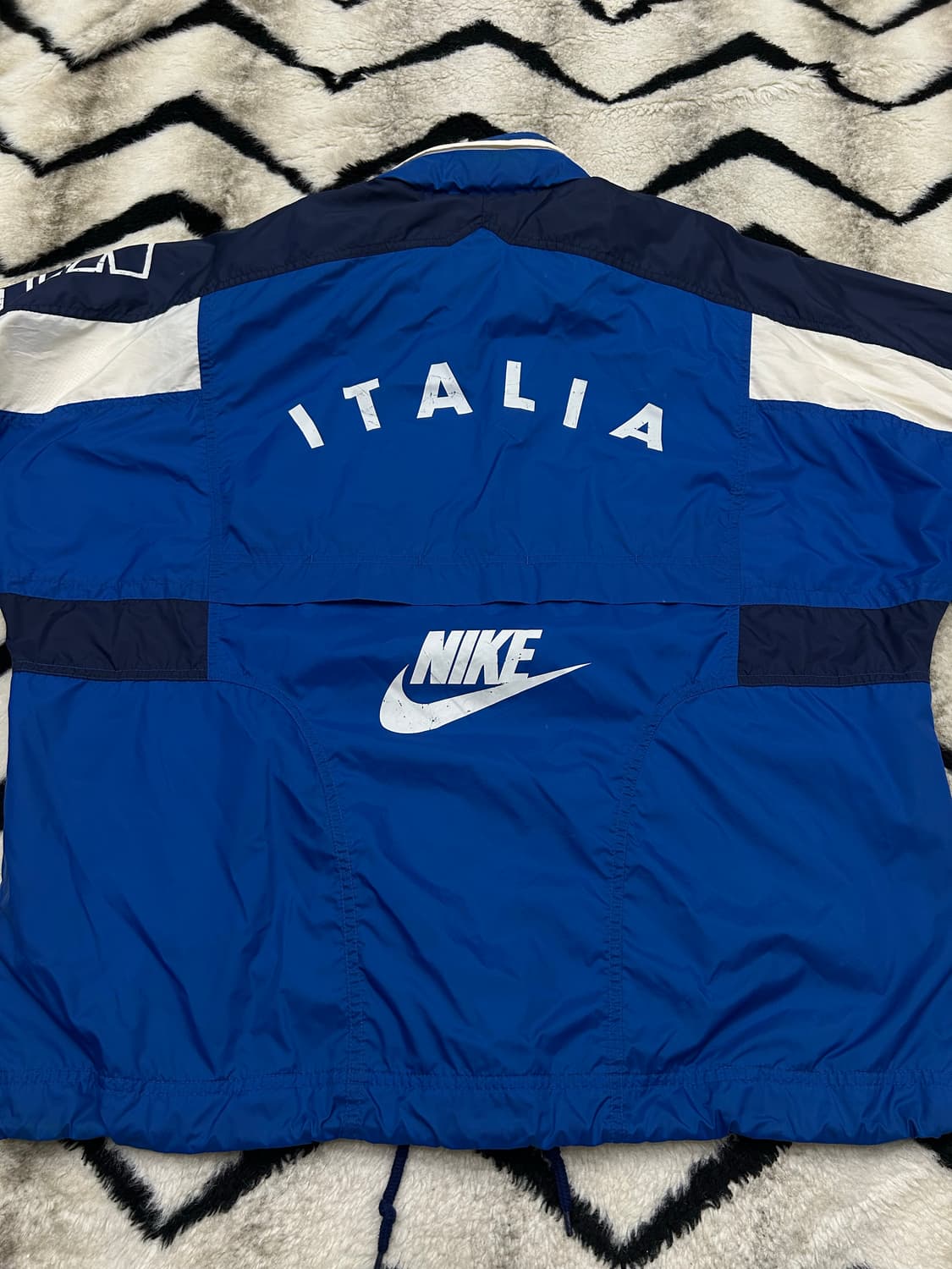 [L]나이키90s 오버핏 이탈리아 축구 국대 바람막이 상품이미지4