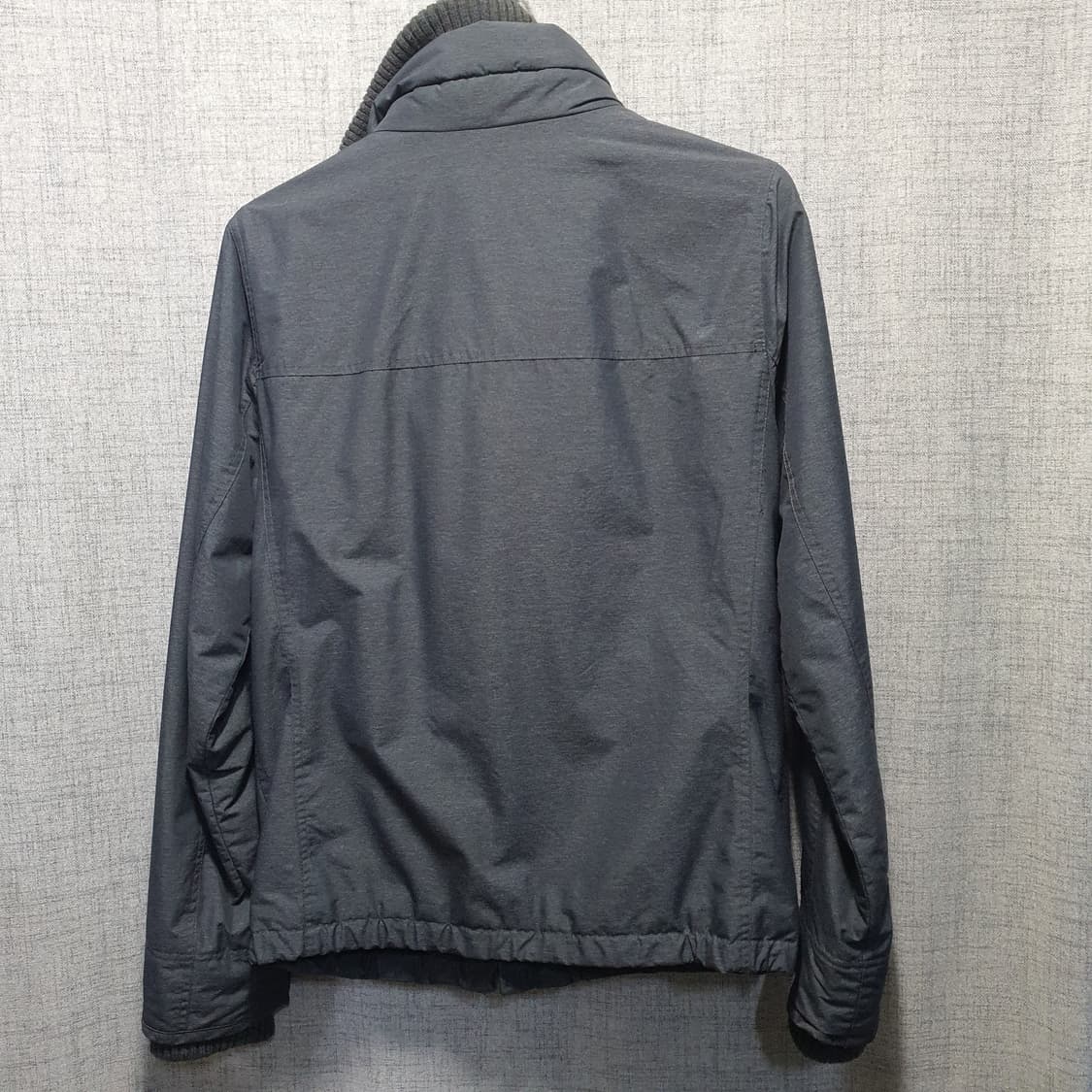 아베크롬비 네이비 바람막이 자켓  상품이미지2