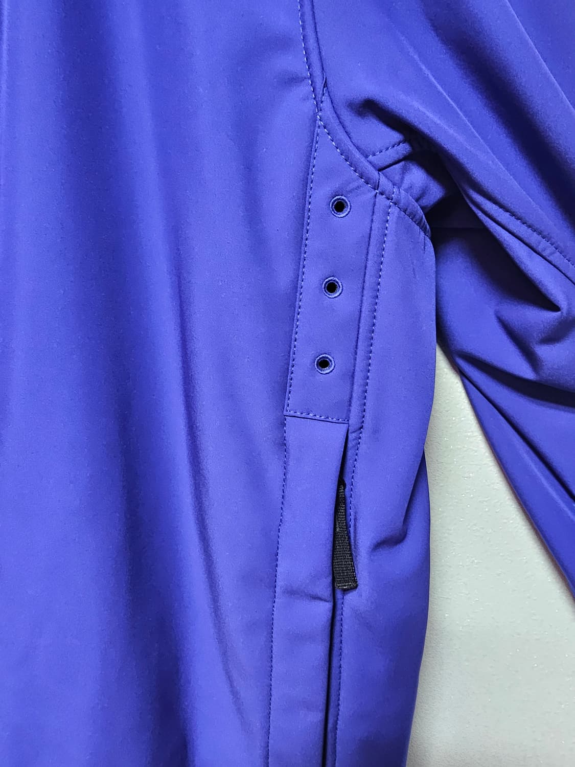 스톤아일랜드 소프트 쉘-R E.Dye 테크놀로지 자켓 (새 상품) 상품이미지5