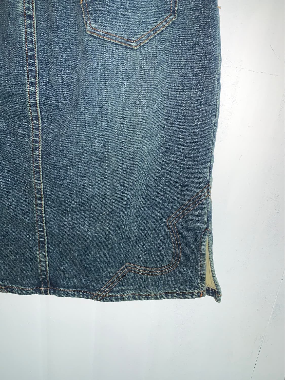 Stitch Detail Denim Midi Skirt(새상품) 상품이미지8
