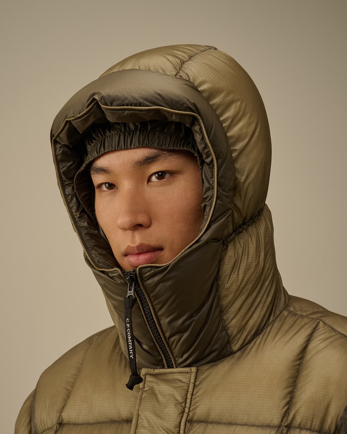 CP컴퍼니 DD쉘 롱패딩 S 새상품 판매 상품이미지9