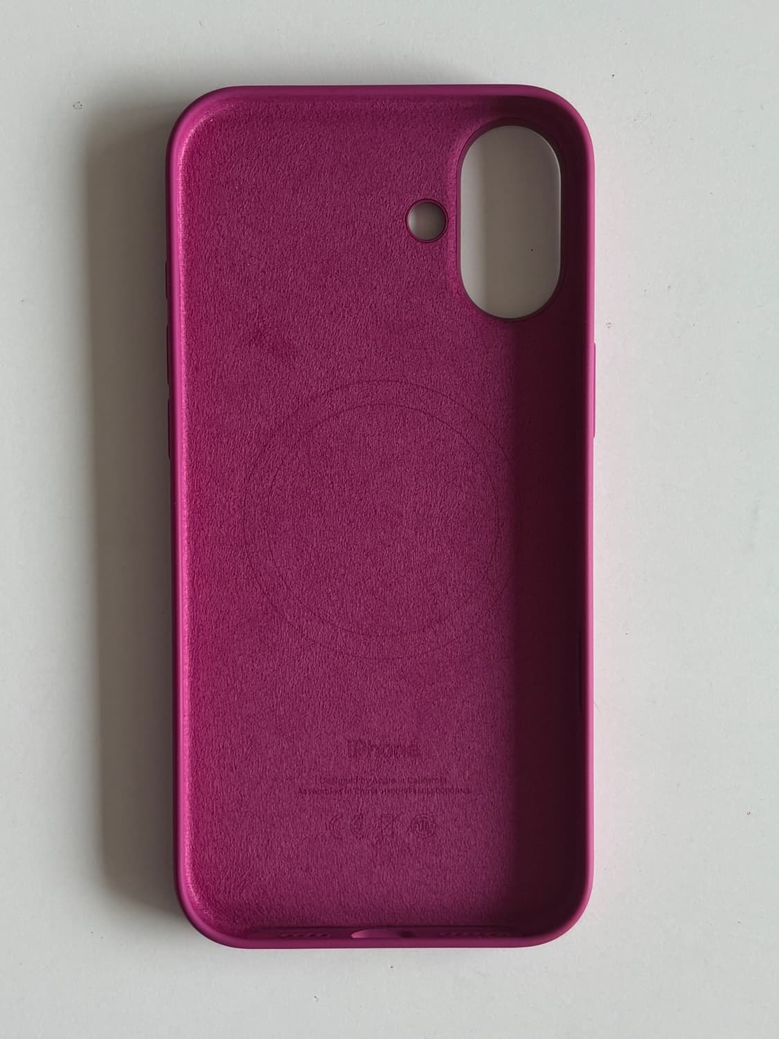 아이폰 16 플러스 정품 실리콘 케이스 - 후크시아 상품이미지3