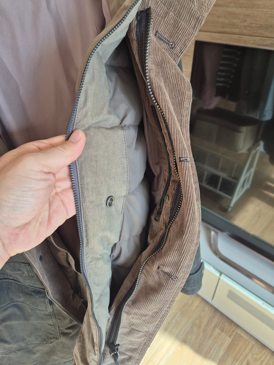 시리즈 구스다운 내피 야상 스타일 패딩 코트 100 상품이미지5