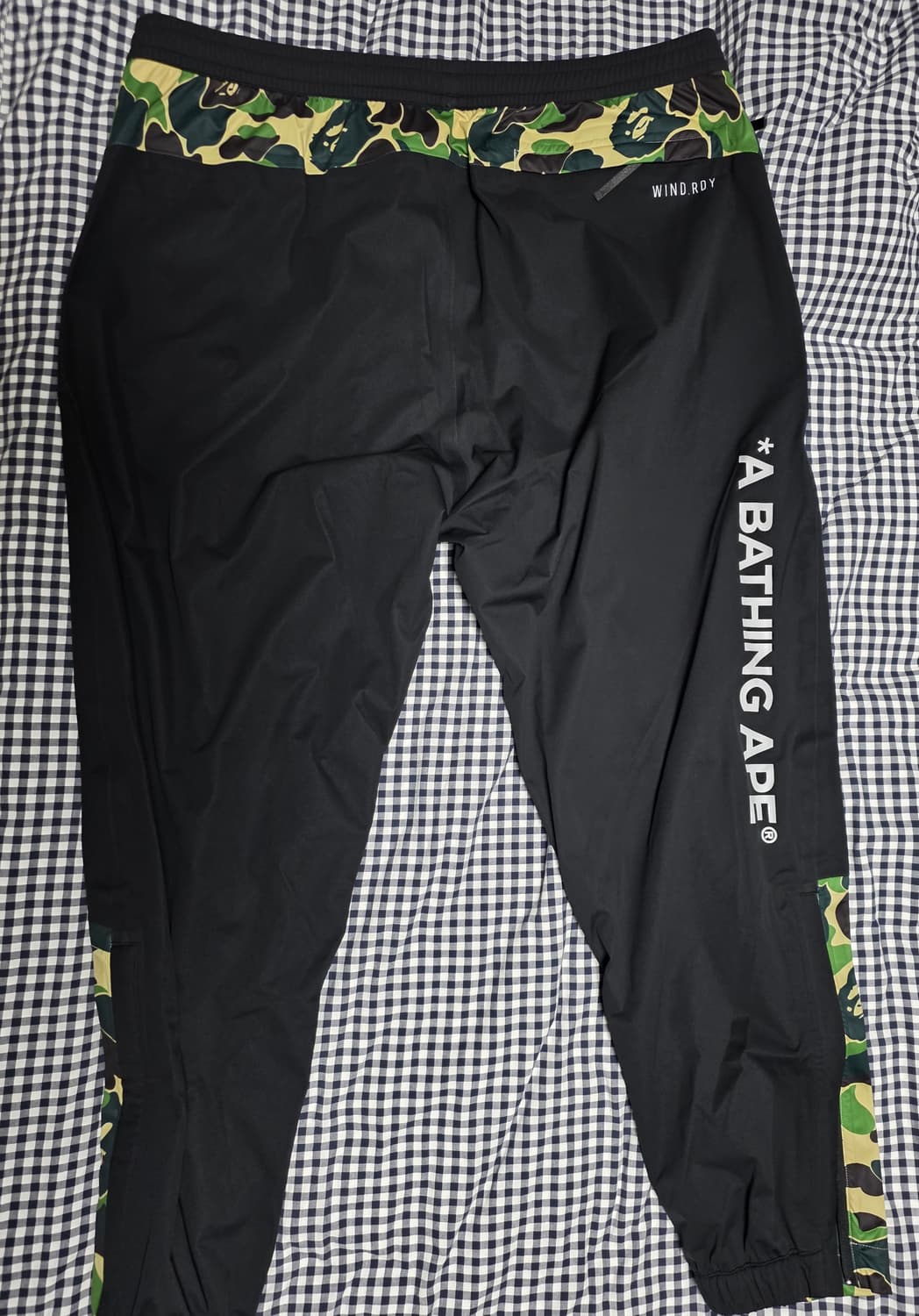 (새상품) 아디다스 x 베이프 wind rdy 팬츠 2XL 상품이미지2