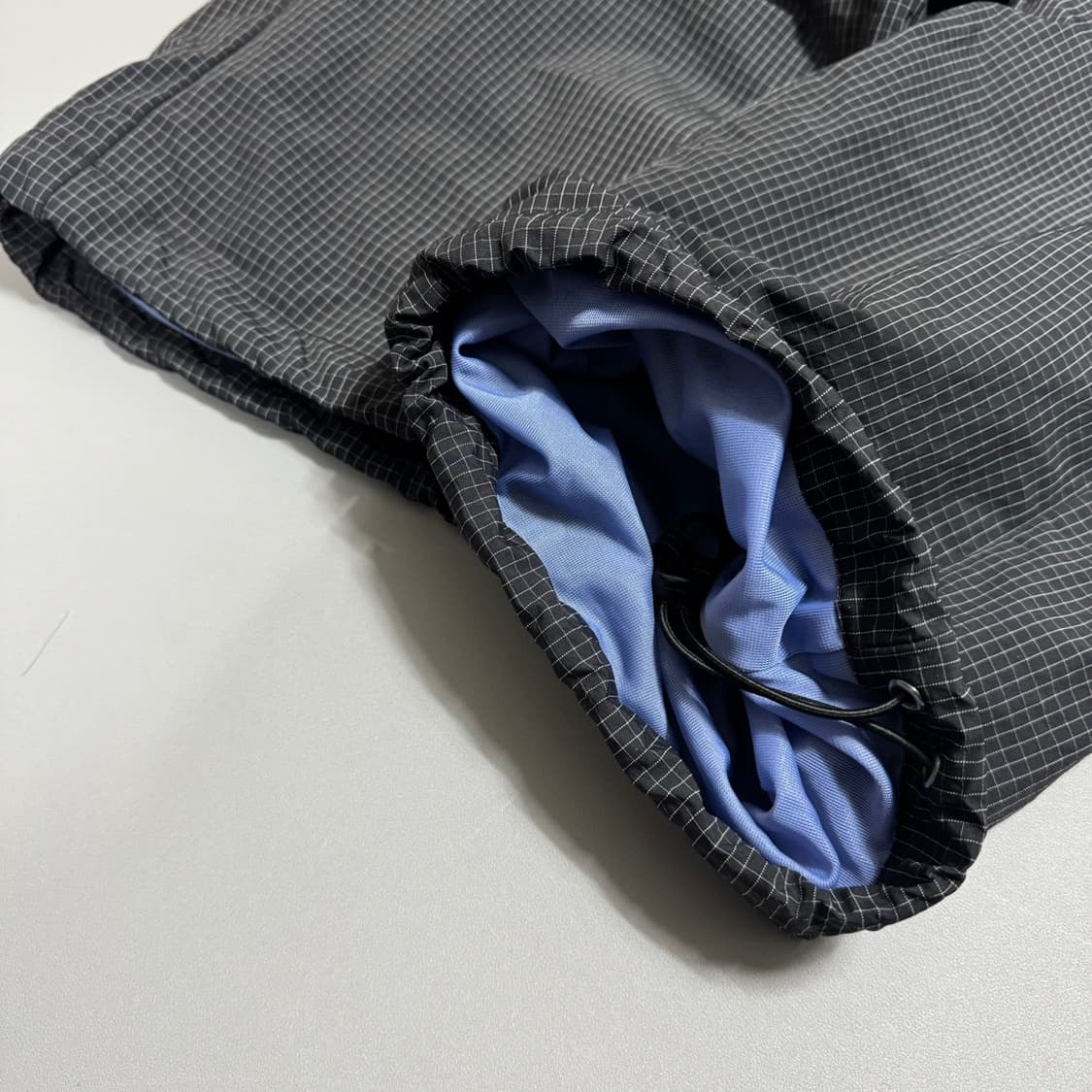 빔즈 X 퓨마(PUMA) 19fw 블랙 블루컬러 립스톱 스포츠 팬츠 상품이미지5