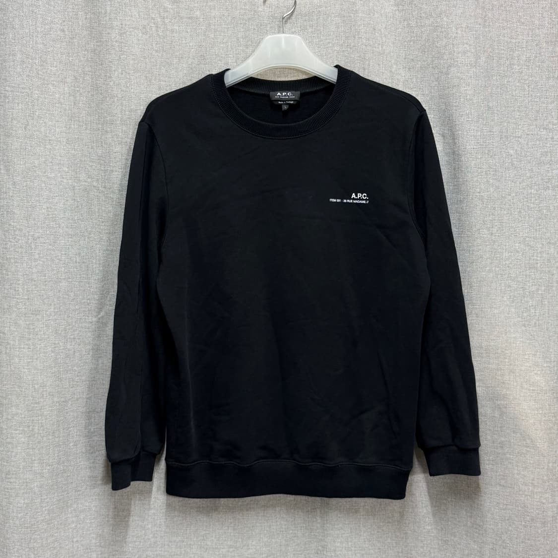 [해외L] A.P.C. 아페쎄 블랙 맨투맨 긴팔 티셔츠 상품이미지1