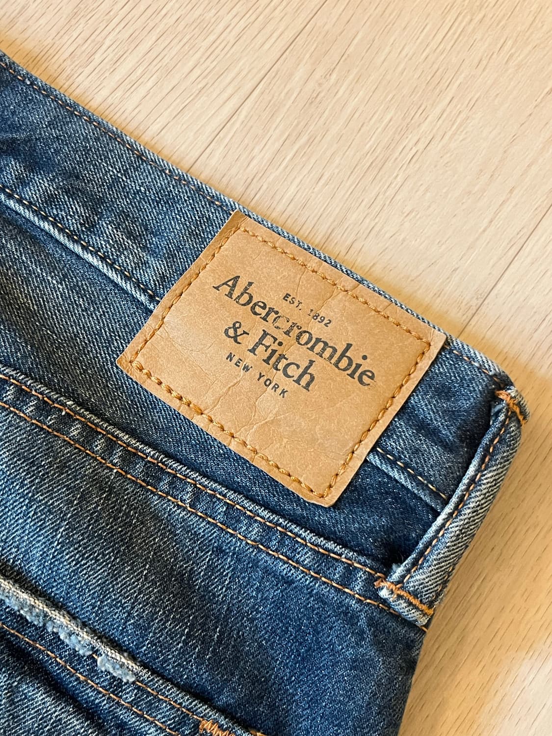 아베크롬비 클래식 스트레이트 데미지 데님(W33 L32) 상품이미지9