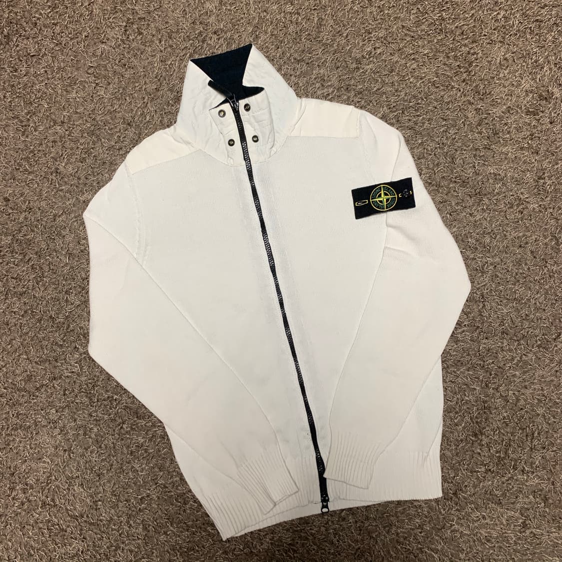 스톤아일랜드 니트집업 상품이미지1